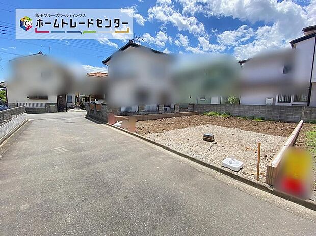【現地外観写真】土日のご予約はもちろん、平日やお仕事終わりの時間に合わせて夜間のご案内も実施しています。まずはお客様のご都合やご希望をお聞かせください♪お問い合わせをお待ちしています！