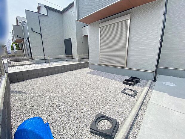 【庭】戸建て住宅ならではの長所《お庭》付！お子様と遊んだり家庭菜園を始めてみたり…。お家時間が益々充実しそうですね♪