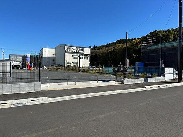 陵北公園（約1,200m）