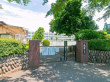 昭島市立光華小学校 110m(徒歩2分)