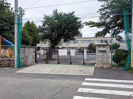 福生市立福生第四小学校 650m(徒歩9分)