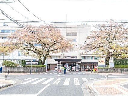 青梅市立総合病院 5200m (徒歩65分・車で8分)