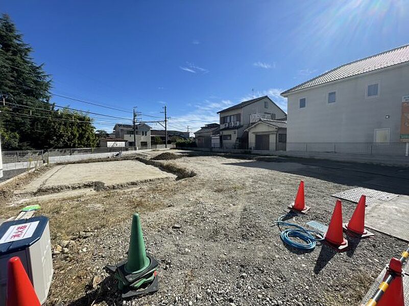 現在建築中！落ち着いた街並みで新生活を始めることが出来そう！周辺の物件も併せてご紹介させて頂きます！