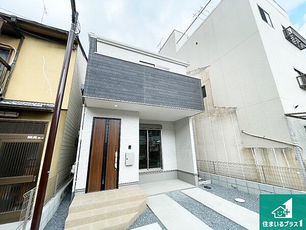 安心の10年保証！外観を美しく保ち、雨水で汚れを落とします！気になることがありましたら、お気軽にお問い合わせください！