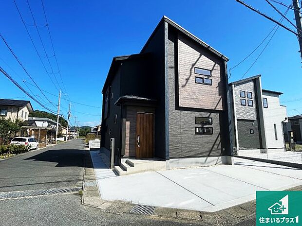 【外観】お客様に長く安心して住んでいだだける事にこだわった家づくり!住んでからのアフターサービスにもしっかりと取り組んでいます!