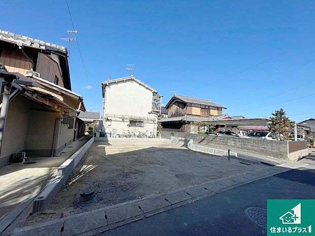 【外観】現在建築中!落ち着いた街並みで新生活を始めることが出来そう!周辺の物件も併せてご紹介させて頂きます!