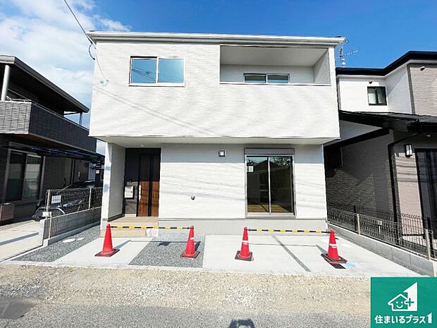 【外観】安心の10年保証！外観を美しく保ち、雨水で汚れを落とします！気になることがありましたら、お気軽にお問い合わせください！