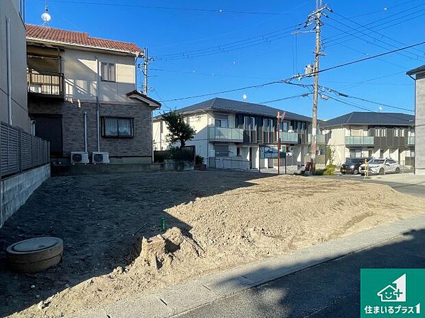 【外観】現在建築中！落ち着いた街並みで新生活を始めることが出来そう！周辺の物件も併せてご紹介させて頂きます！