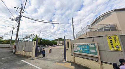 京都市立上賀茂小学校 徒歩950m
