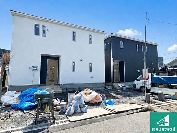 周辺は落ち着いた街並みの住宅地！子育てがしやすい住環境です！まだ未完成ですが、現地でしかわからない事もございます。是非一度ご覧ください。