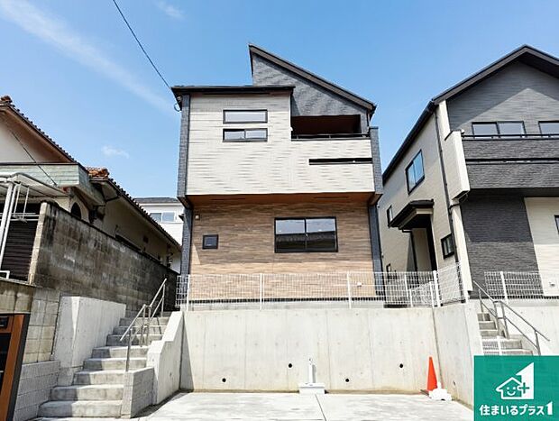 安心の10年保証！外観を美しく保ち、雨水で汚れを落とします！気になることがありましたら、お気軽にお問い合わせください！