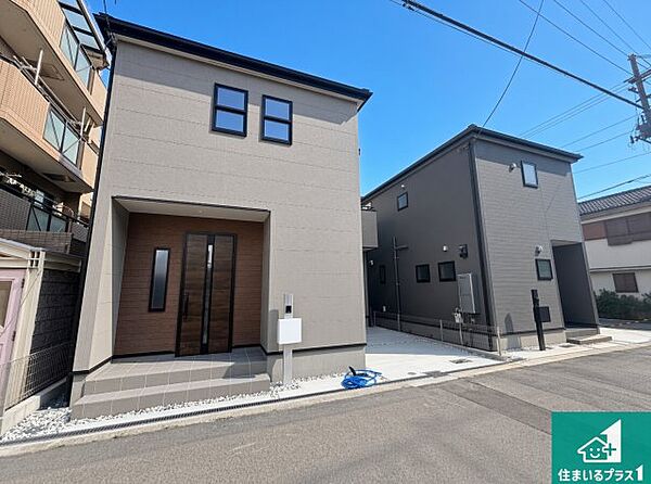 安心の10年保証！外観を美しく保ち、雨水で汚れを落とします！気になることがありましたら、お気軽にお問い合わせください！