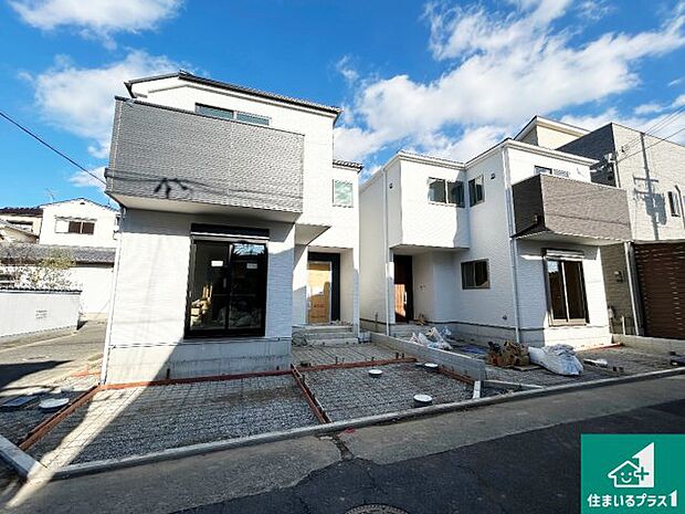 【外観】現在建築中！落ち着いた街並みで新生活を始めることが出来そう！周辺の物件も併せてご紹介させて頂きます！