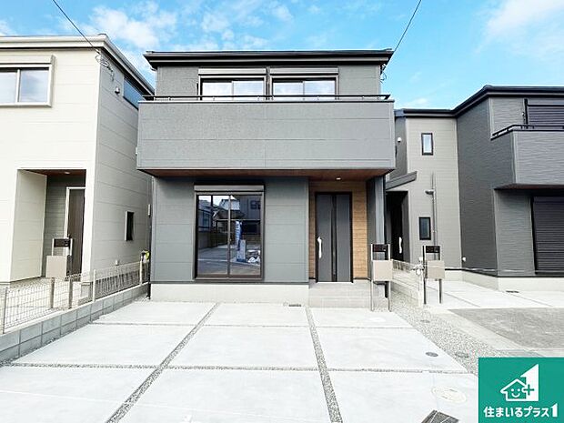 【外観】安心の10年保証！外観を美しく保ち、雨水で汚れを落とします！気になることがありましたら、お気軽にお問い合わせください！