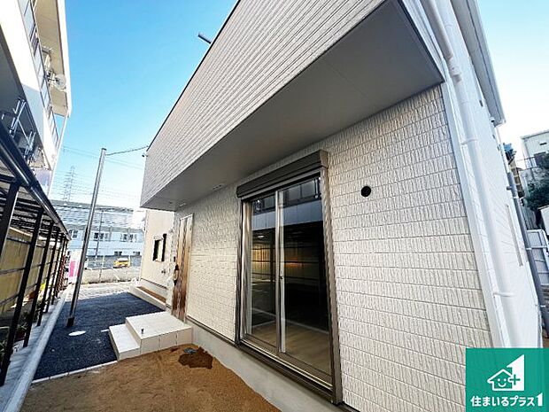 【外観】安心の10年保証！外観を美しく保ち、雨水で汚れを落とします！気になることがありましたら、お気軽にお問い合わせください！