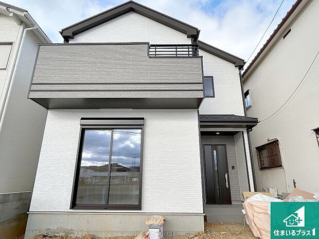 【外観】安心の10年保証！外観を美しく保ち、雨水で汚れを落とします！気になることがありましたら、お気軽にお問い合わせください！