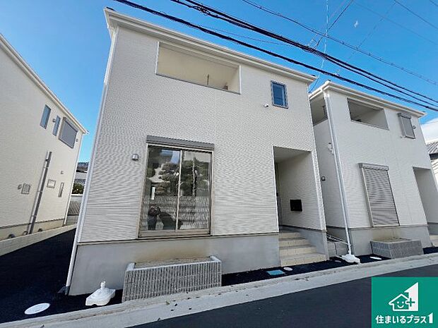 【外観】安心の10年保証!外観を美しく保ち、雨水で汚れを落とします!気になることがありましたら、お気軽にお問い合わせください!