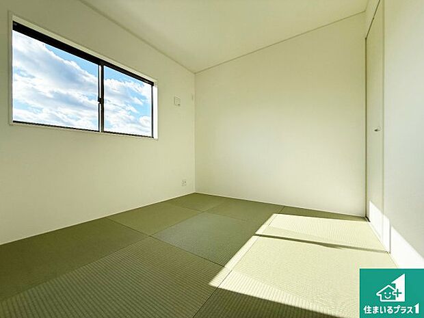 【和室】一室あると便利な和室は客間としてだけでなく、小さなお子様のプレイルームやみんなでお昼寝もいいですね。