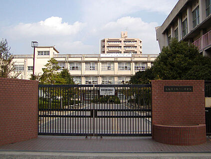 大阪市立住之江中学校 徒歩960m