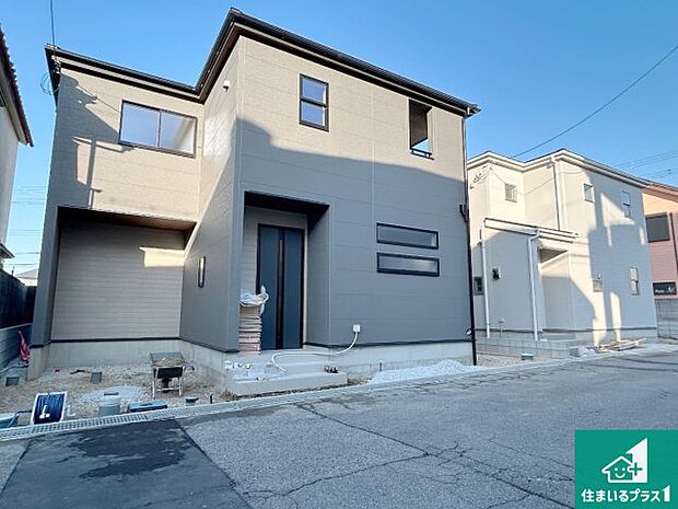 【外観】安心の10年保証！外観を美しく保ち、雨水で汚れを落とします！気になることがありましたら、お気軽にお問い合わせください！