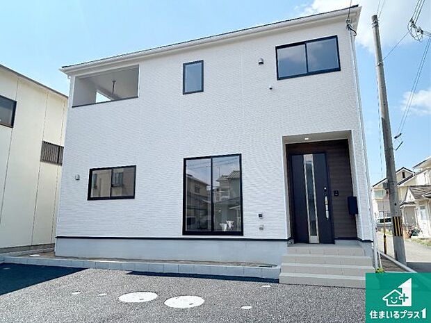 【外観】安心の10年保証！外観を美しく保ち、雨水で汚れを落とします！気になることがありましたら、お気軽にお問い合わせください！