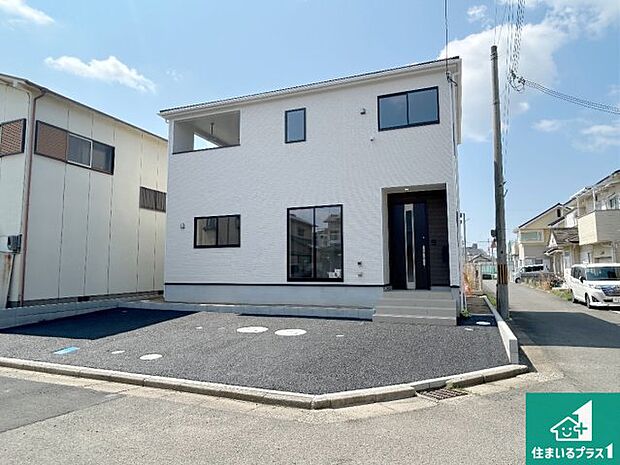 【外観】安心の10年保証！外観を美しく保ち、雨水で汚れを落とします！気になることがありましたら、お気軽にお問い合わせください！