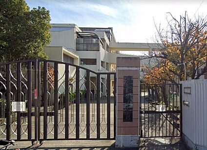 八尾市立成法中学校 徒歩650m