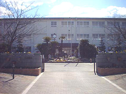 貝塚市立第一中学校 徒歩2500m