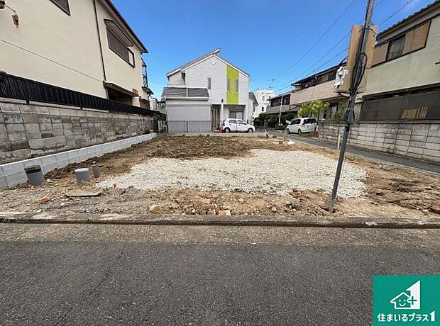 【外観】現在建築中！落ち着いた街並みで新生活を始めることが出来そう！周辺の物件も併せてご紹介させて頂きます！
