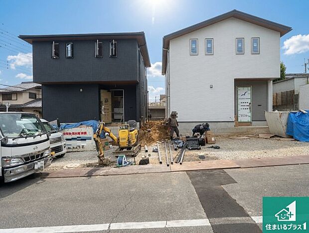 【外観】周辺は落ち着いた街並みの住宅地！子育てがしやすい住環境です！まだ未完成ですが、現地でしかわからない事もございます。是非一度ご覧ください。