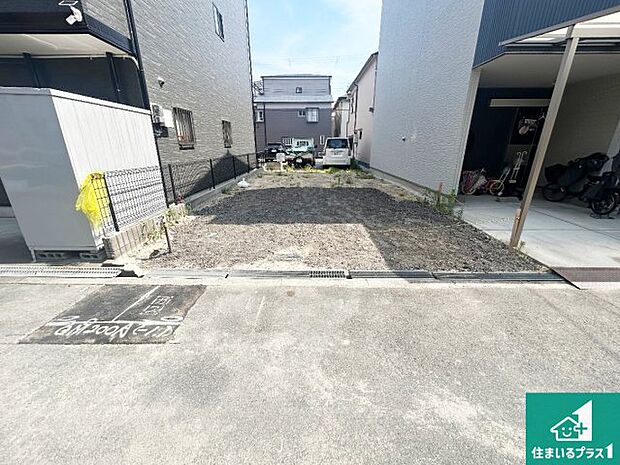 【外観】現在建築中!落ち着いた街並みで新生活を始めることが出来そう!周辺の物件も併せてご紹介させて頂きます!