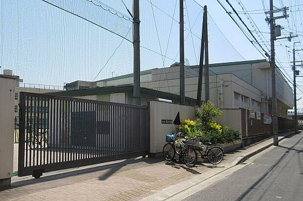 東大阪市立花園中学校