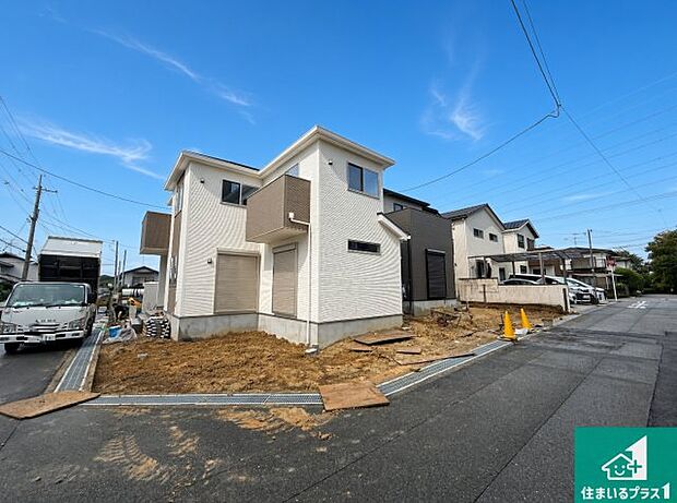 【外観】現在建築中!落ち着いた街並みで新生活を始めることが出来そう!周辺の物件も併せてご紹介させて頂きます!
