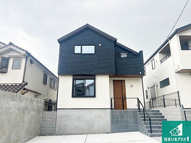 安心の10年保証!外観を美しく保ち、雨水で汚れを落とします!気になることがありましたら、お気軽にお問い合わせください!