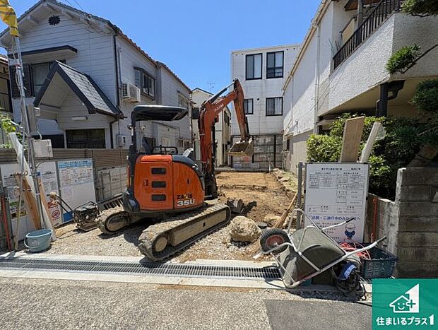 現在建築中!落ち着いた街並みで新生活を始めることが出来そう!周辺の物件も併せてご紹介させて頂きます!