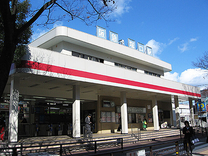【車・交通】阪急伊丹線 塚口駅