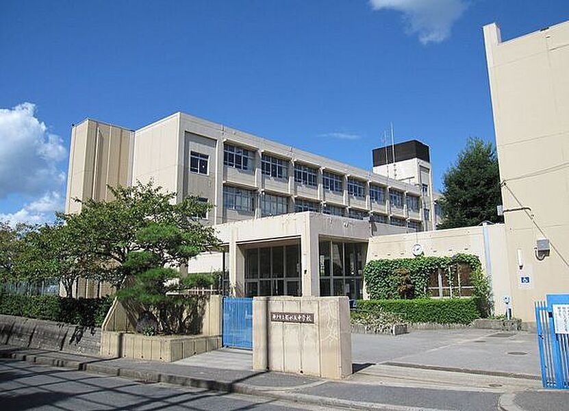 【学校】神戸市立桜が丘中学校