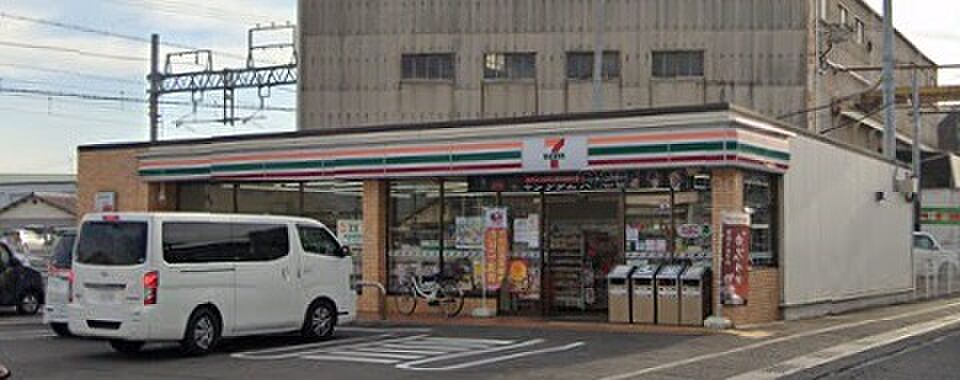 セブンイレブン 明石西江井ヶ島西店：徒歩9分（666m）