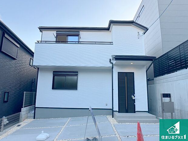 【外観】安心の10年保証！外観を美しく保ち、雨水で汚れを落とします！気になることがありましたら、お気軽にお問い合わせください！