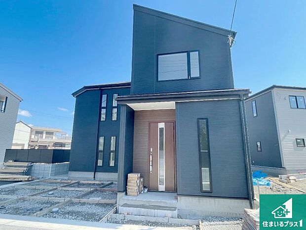 【外観】安心の10年保証!外観を美しく保ち、雨水で汚れを落とします!気になることがありましたら、お気軽にお問い合わせください!