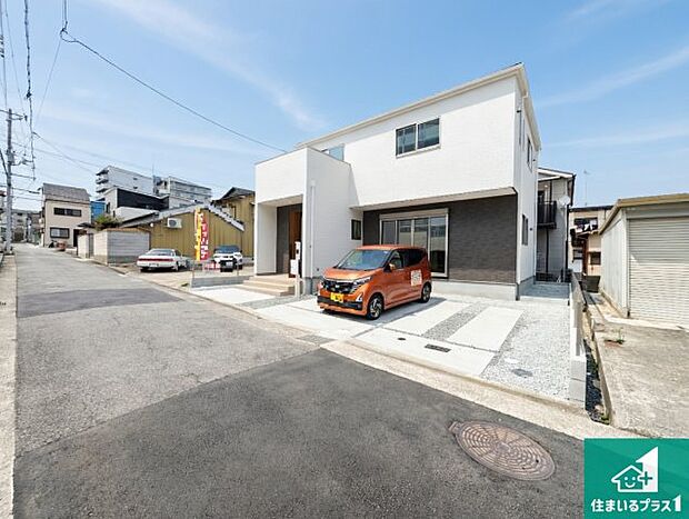 【外観】安心の10年保証!外観を美しく保ち、雨水で汚れを落とします!気になることがありましたら、お気軽にお問い合わせください!