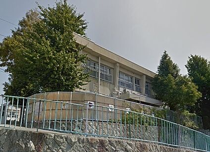 幼保連携型認定こども園上高丸 徒歩980m