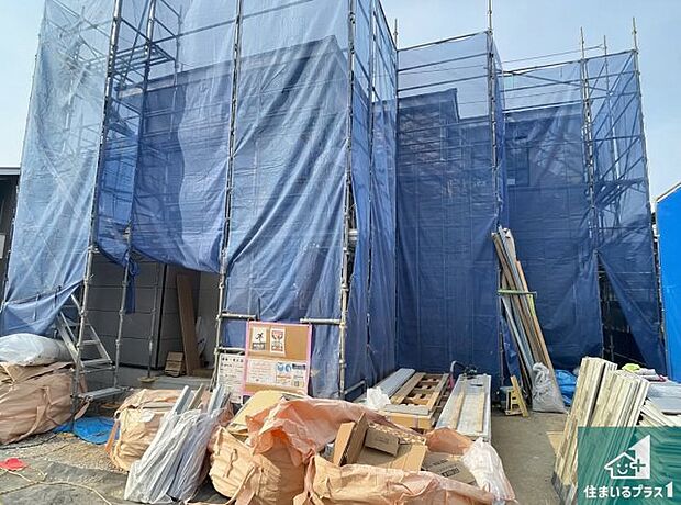 【外観】周辺は落ち着いた街並みの住宅地！子育てがしやすい住環境です！まだ未完成ですが、現地でしかわからない事もございます。是非一度ご覧ください。