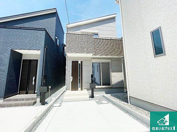 【外観】安心の10年保証!外観を美しく保ち、雨水で汚れを落とします!気になることがありましたら、お気軽にお問い合わせください!