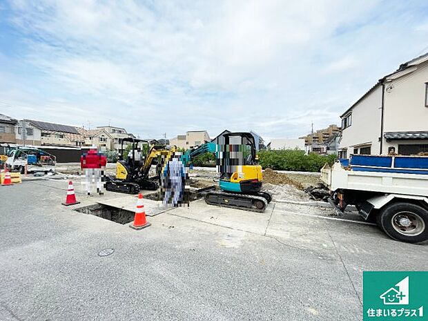 【外観】現在建築中!落ち着いた街並みで新生活を始めることが出来そう!周辺の物件も併せてご紹介させて頂きます!