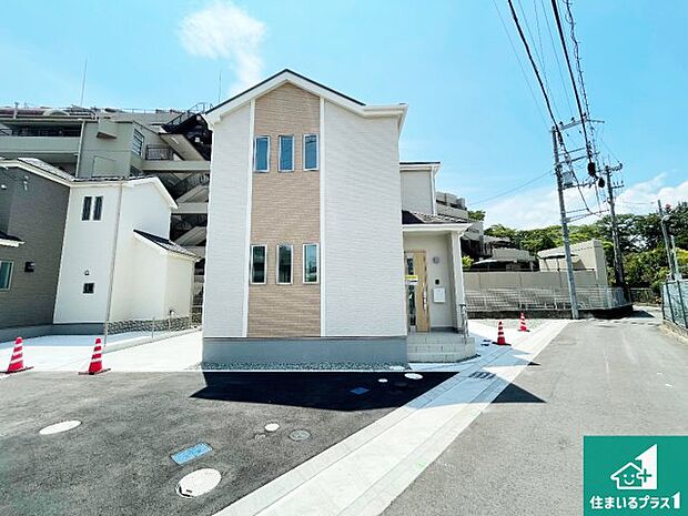 【外観】安心の10年保証！外観を美しく保ち、雨水で汚れを落とします！気になることがありましたら、お気軽にお問い合わせください！