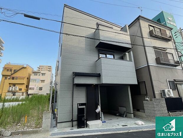 【外観】安心の10年保証!外観を美しく保ち、雨水で汚れを落とします!気になることがありましたら、お気軽にお問い合わせください!