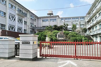 乙川小学校 750～780ｍ(徒歩10分)