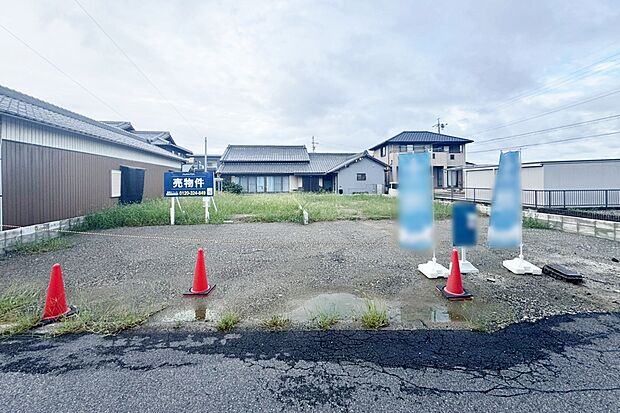 Photo/現地写真(2026年9月撮影)
小学校まで徒歩10分!毎日の通学が安心な、子育てに優しい住環境です。