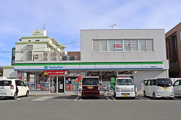 ファミリーマート（豊橋東脇店）